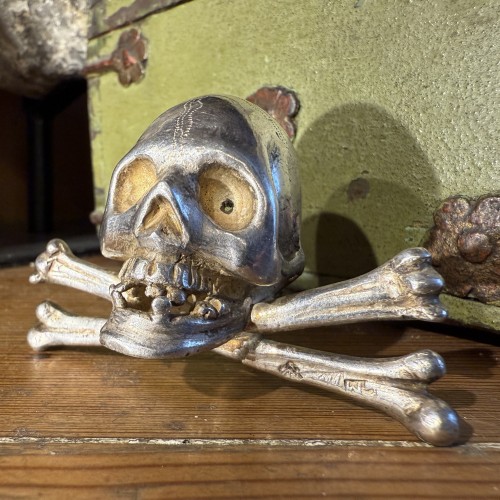 Decorative Objects  - Silver Skull and Crossbones from the Base of a Crucifix, Italy17th century