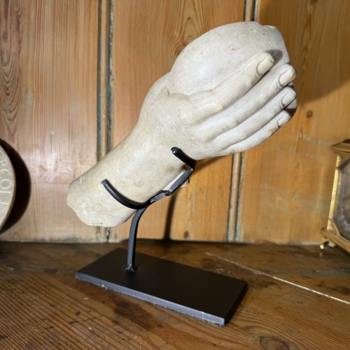 Antiquités - Ancient Marble Hand Holding a Phiale. Roman circa 1st–2nd Century A.D.  