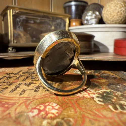  - Gold Ring with a Roman Calcified Onyx Cameo of a Young Woman