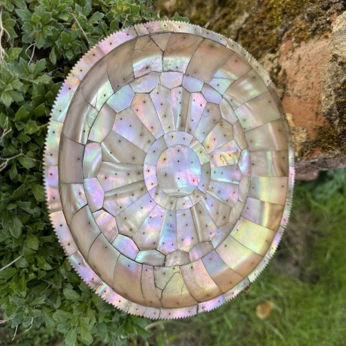 Antiquités - An Indo-Portuguese Mother-of-Pearl Dish, Gujarat16th–17th century