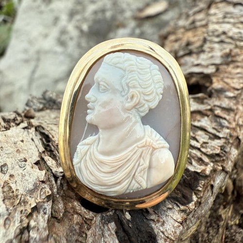 Antique Jewellery  - Renaissance Agate Cameo Ring Depicting a Julio-Claudian Prince.