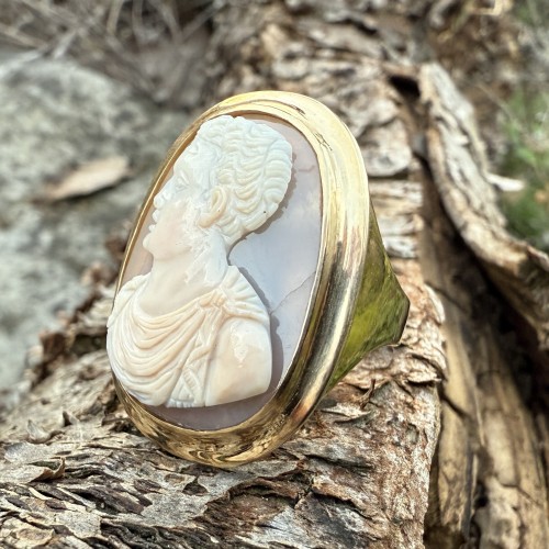  - Renaissance Agate Cameo Ring Depicting a Julio-Claudian Prince.