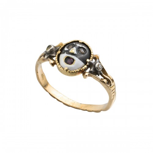 Masquerade Ring Concealing a Lover’s Inscription, circa1760