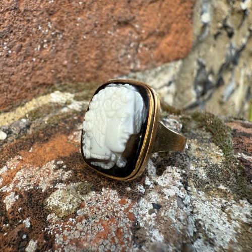 Gold Ring Set with a 19th Century Sardonyx Cameo of Medusa.  - Antique Jewellery Style 