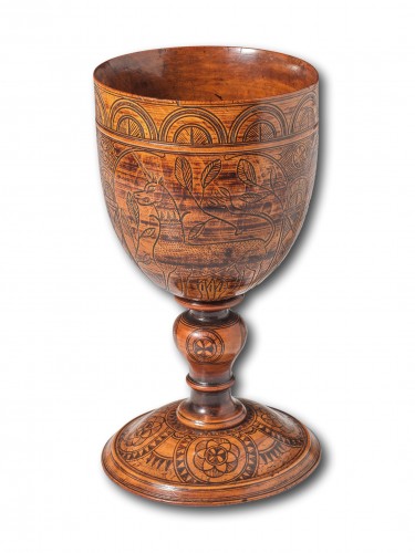 Collectibles  - An Engraved Turned Wooden Cup, England dated 1636