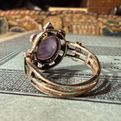 19th century - Antique Gold Ring with a Roman Intaglio Representing Minerva