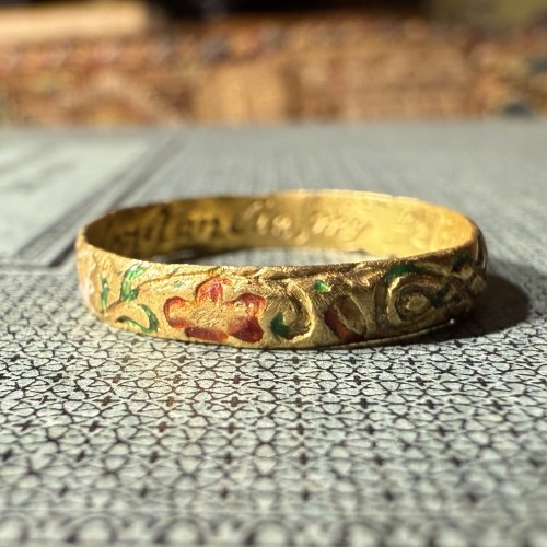 Antique Jewellery  - Enamelled Gold Posy Ring “thy constancie, my felicitie”. England, 17th century