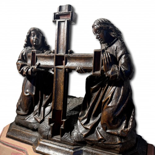 XVIe siècle et avant - Deux anges agenouillés soutenant la Croix, Pays-Bas méridionaux vers 1500-1520
