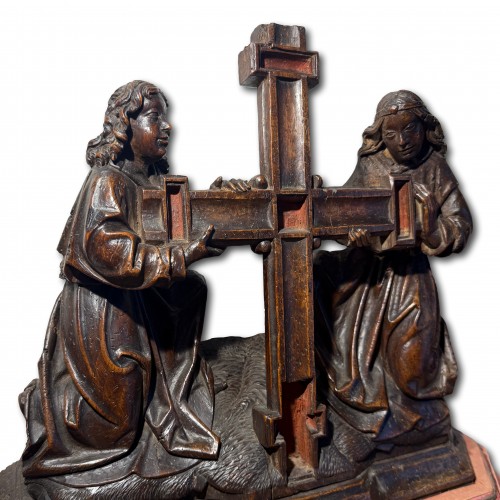 Deux anges agenouillés soutenant la Croix, Pays-Bas méridionaux vers 1500-1520 - 