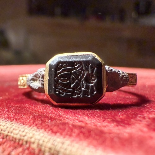  - Early Eighteenth-Century Gold Mourning Ring with Monogram and Vanitas