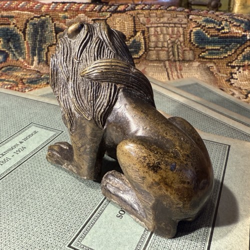 Petit lion en bronze Renaissance, Allemagne ou Italie XVIe siècle - Matthew Holder