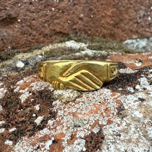 XVIIIe siècle - Bague Fede en or de haut carat, Angleterre ou Europe occidentale XVIIe-XVIIIe siècle