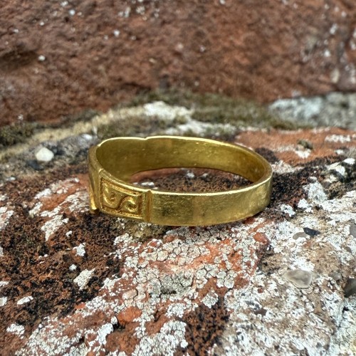  - Bague Fede en or de haut carat, Angleterre ou Europe occidentale XVIIe-XVIIIe siècle