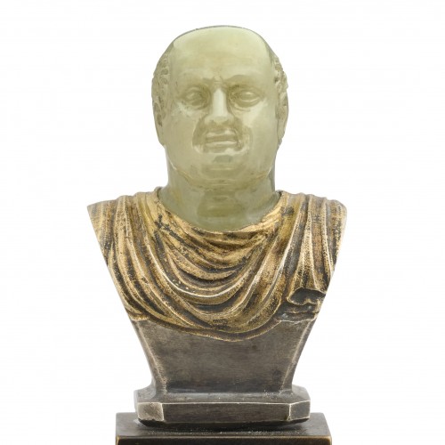Small Chalcedony &amp; Silver-Gilt Bust of the Emperor Vespasian, Italy 17th–18th century - Objects of Vertu Style 