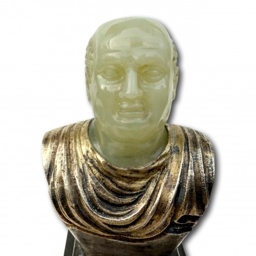 Objects of Vertu  - Small Chalcedony &amp; Silver-Gilt Bust of the Emperor Vespasian, Italy 17th–18th century