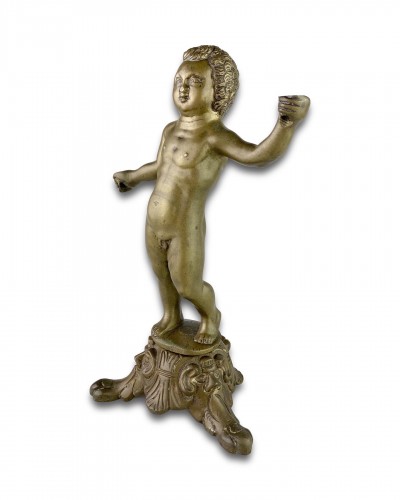 <= 16th century - Bronze sculpture of a putto. Nuremberg, first half of the 16th century.