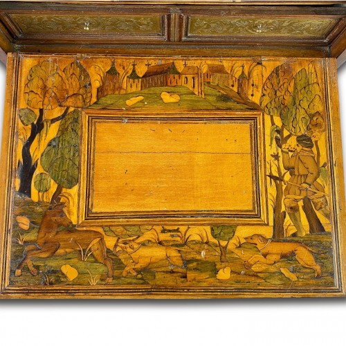 17th century - Marquetry table cabinet. South German, first half of the 17th century.