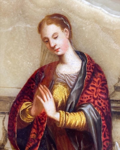 Antiquités - Alabaster painting of Saint Catherine. Florentine, 17th century.