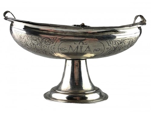 Engraved silver incense boat. Italian, second half of the 17th century