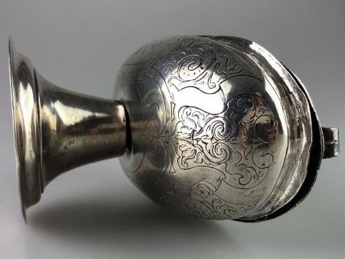 Antique Silver  - Engraved silver incense boat. Italian, second half of the 17th century