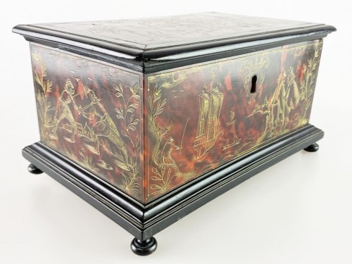  - Tortoiseshell casket. Italian or Spanish, late 17th century