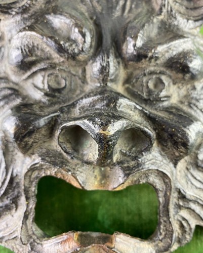 Antiquités - Bronze door knocker back-plate. Northern Italy, late 16th century.
