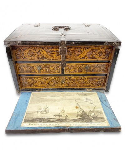 Colonial table cabinet, Mexico second half of the 17th century - Curiosities Style 