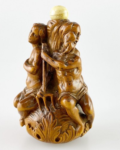 Flacon en buis sculpté représentant Poséidon, France fin du 17e siècle - Matthew Holder