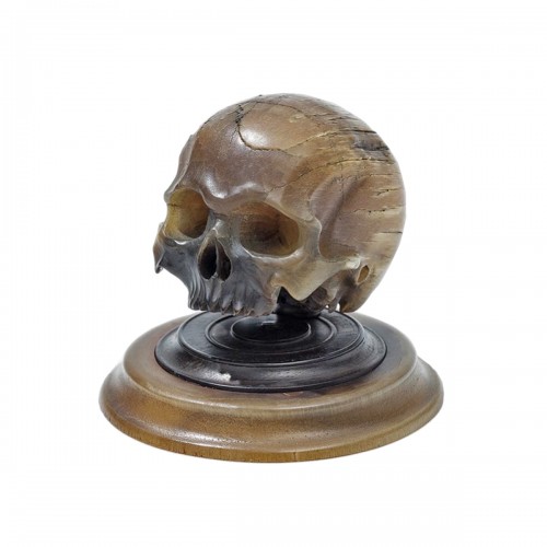 Horn carving of a skull. German, mid 17th century.