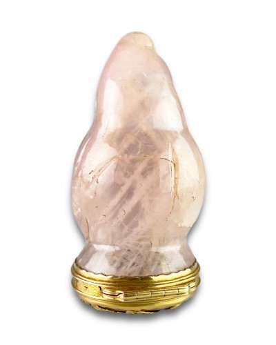 Arlequin masqué - Tabatière en quartz rose et or, France 19e siècle - 