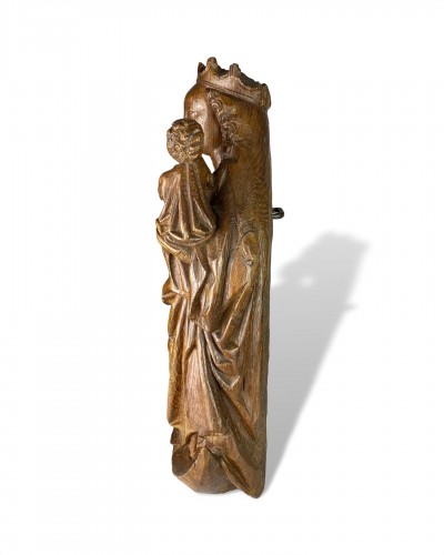 Oak Virgin and Child on a Crescent Moon. Bourgogne, early 16th century. - 