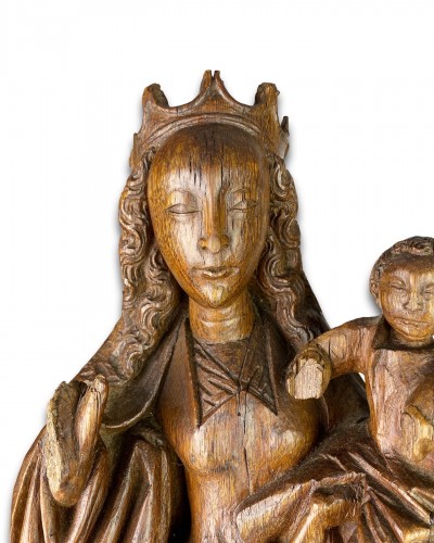  - Oak Virgin and Child on a Crescent Moon. Bourgogne, early 16th century.