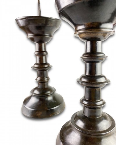 Large pair of patinated brass pricket candlesticks. Germany early 16th cent - 