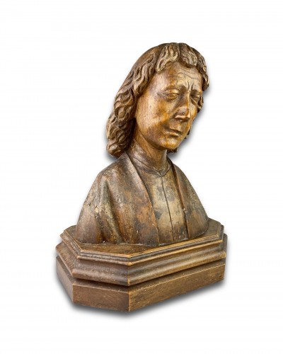 Oak bust of Saint John the Evangelist. French, 15th century. - Sculpture Style 