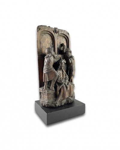 Retable en chêne représentant le Christ couronné d'épines - Flandres XVIe siècle - Sculpture Style 