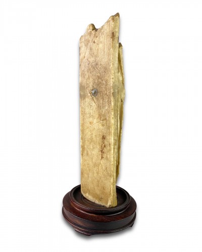 Religious Antiques  - Nottingham alabaster of a male Saint. English early 15th century