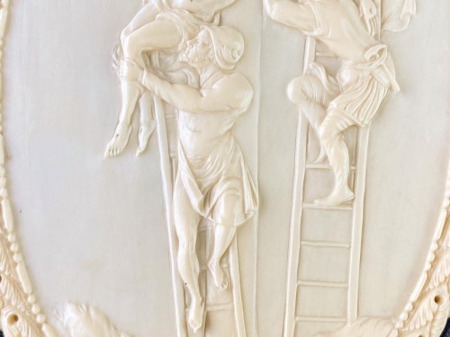  - Reliefs en ivoire représentant des scènes de la vie du Christ. Français, 18e/19e sièc