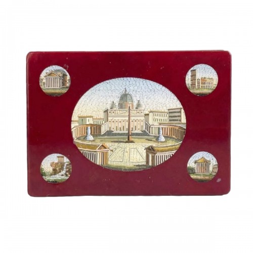 Micromosaic snuff box with Saint Peter’s square. Italian, mid 19th century.