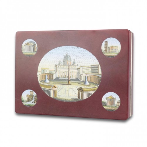 Antiquités - Micromosaic snuff box with Saint Peter’s square. Italian, mid 19th century.