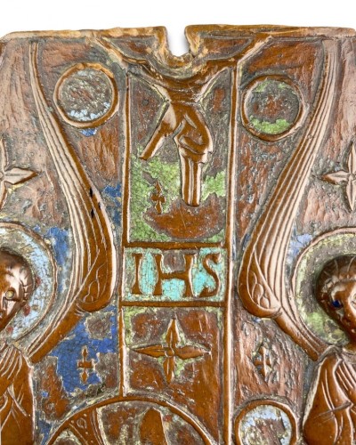 Art sacré, objets religieux  - Couverture de livre en émail champlevé avec la Crucifixion - Limoges vers 1200