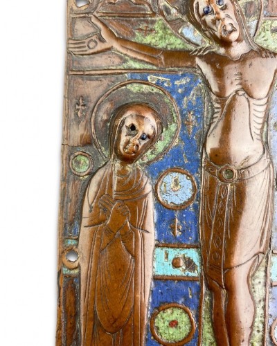 Antiquités - Champlevé enamel book cover with the Crucifixion. Limoges, France, c.1200.