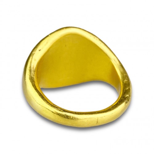 Bague avec une intaille en jaspe de Jupiter. L'intaille, Ier - IIe siècle après J.-C. - Bijouterie, Joaillerie Style 