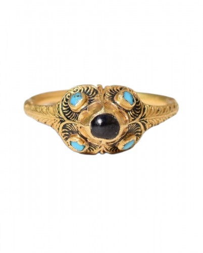 Bague Renaissance en or, turquoises et grenat