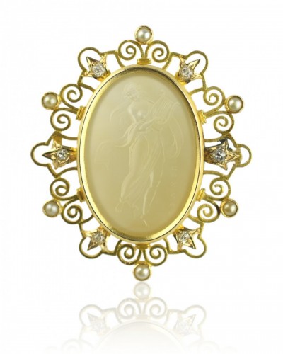  - Chalcedony intaglio of the Muse Erato by Giovanni Pichler (c.1734 - 1791)