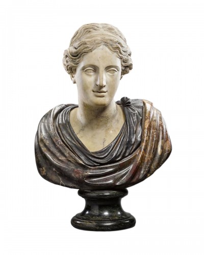 Mixed marble and bronze bust of a woman. Italy 19th century and earlier.