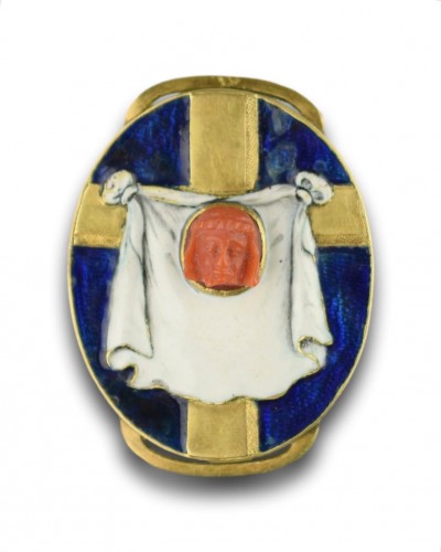  - Enamelled gold slide set with a coral cameo of Christ. France 17th century