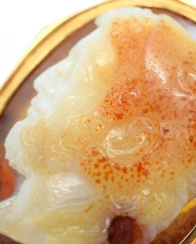 Sardonyx cameo with a profile of Hercules. Italian, late 18th century. - Antique Jewellery Style 