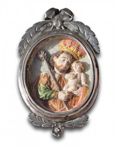  - Pendant with a relief of Saint Joseph &amp; the Christ Child. Mexican, 18th cen