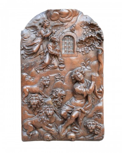 Extraordinary oak relief of Daniel in the Lions Den. German, 17th century