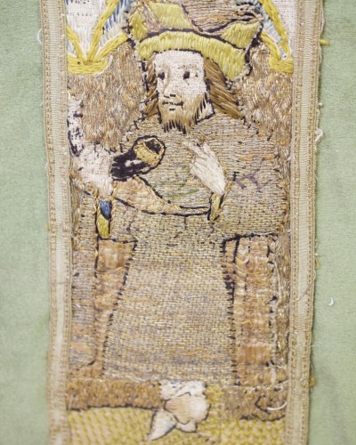 Religious Antiques  - Opus Anglicanum; Orphrey panel depicting the Crucifixion. English, 15th cen